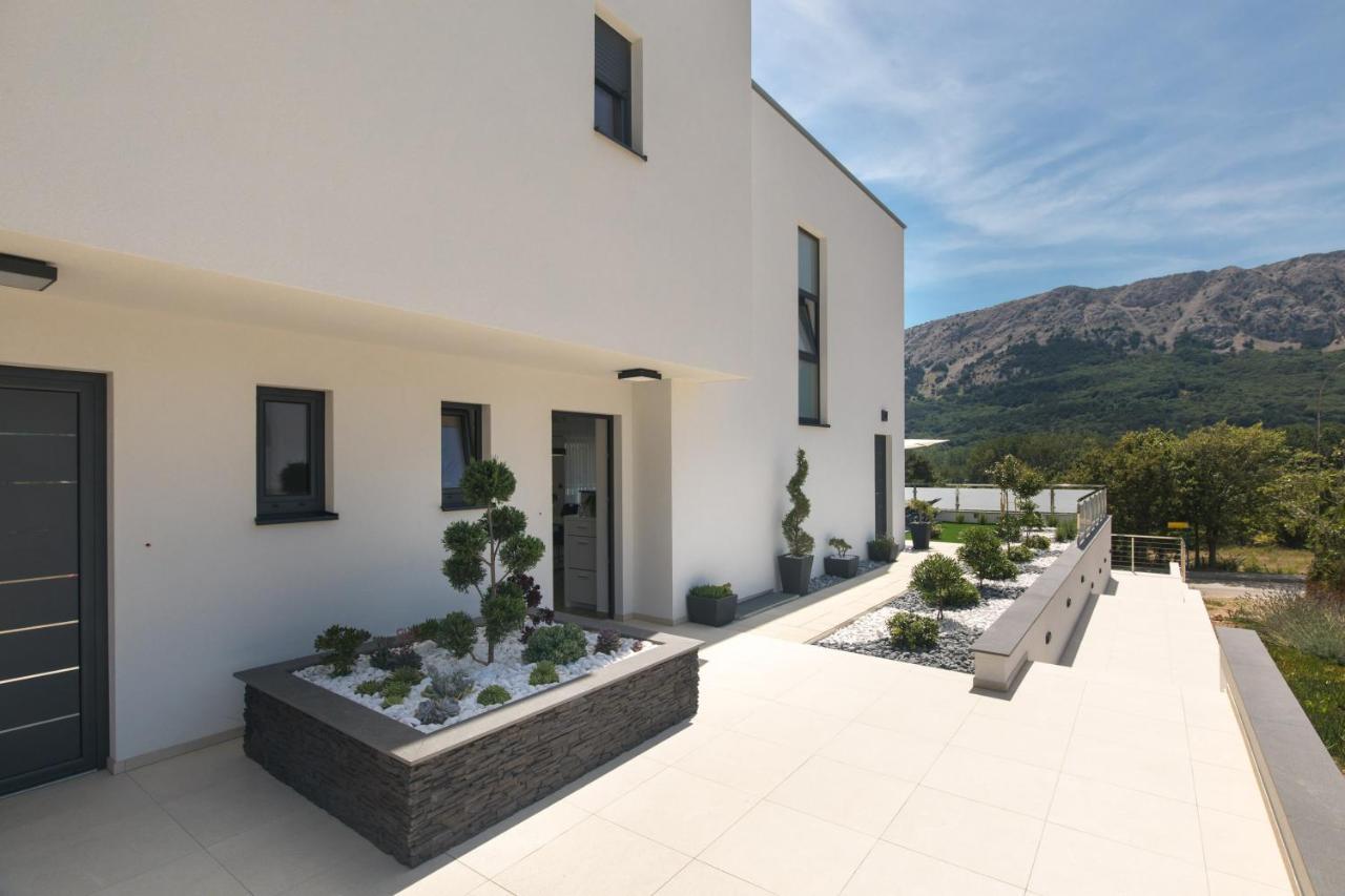 Villa Supernus With Heated Pool Baška Extérieur photo