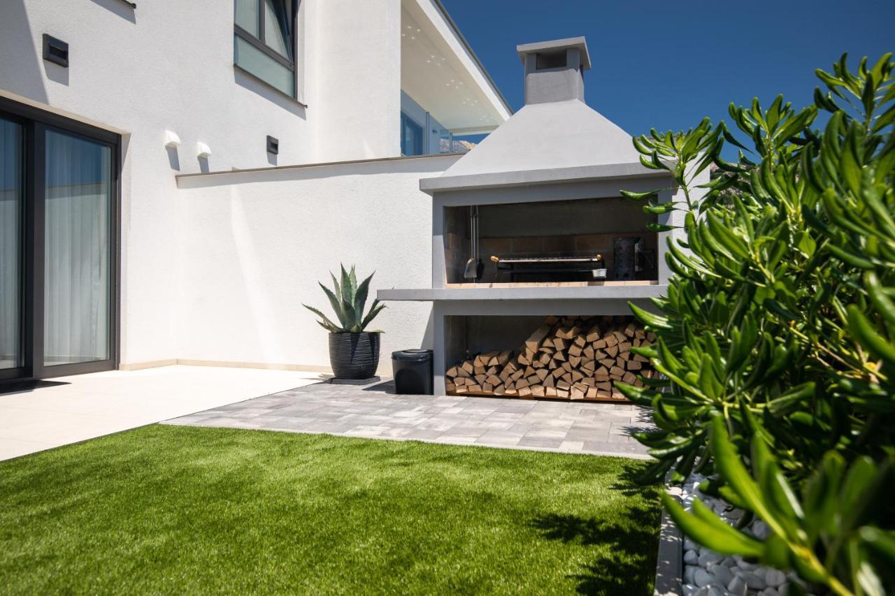 Villa Supernus With Heated Pool Baška Extérieur photo
